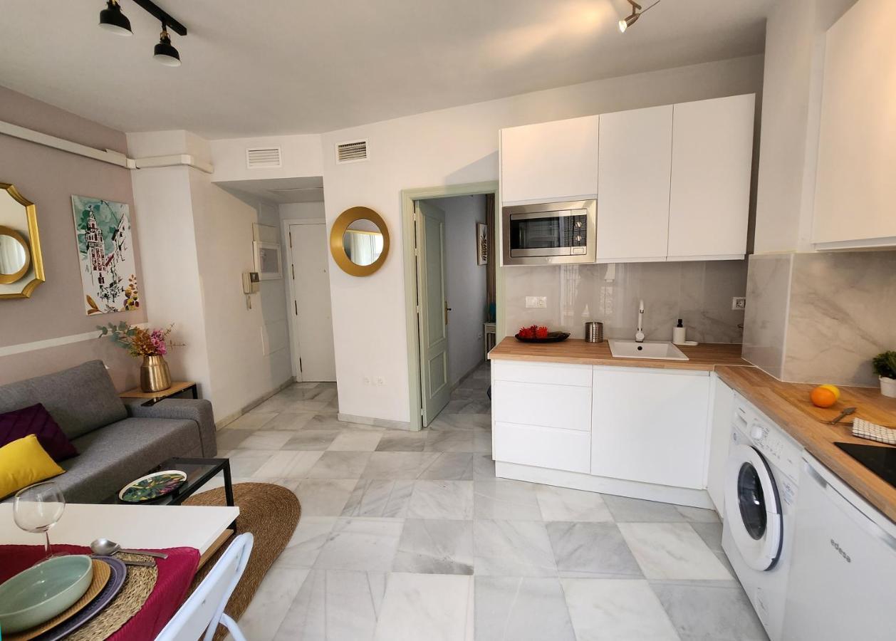 Lovely Center Apartments Seville - Balcony Lux Sol