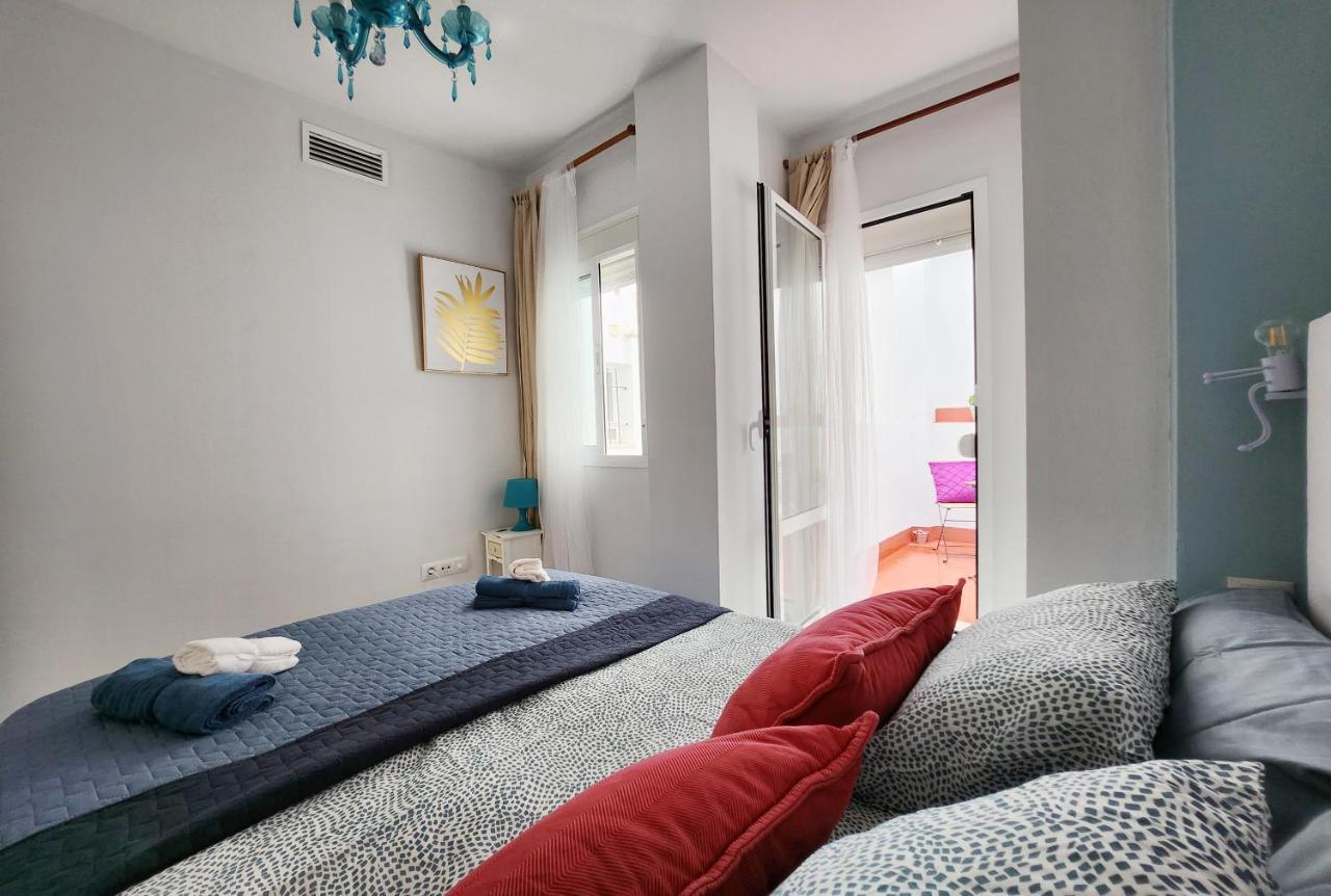 Lovely Center Apartments Seville - Balcony Lux Sol Apartment